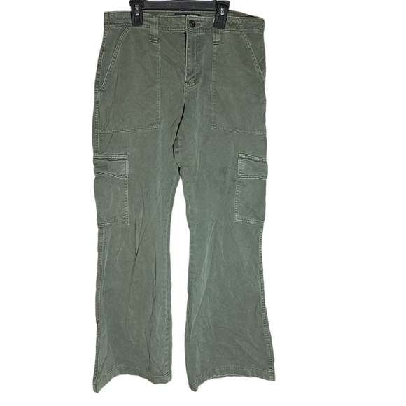 Aeropostale Women’s Low Rise Flare Cargo Pants Size 10 - Picture 2 of 5
